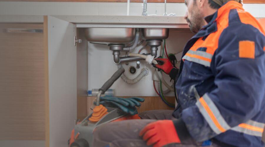 Professional slab leak plumber services in Reeves, LA